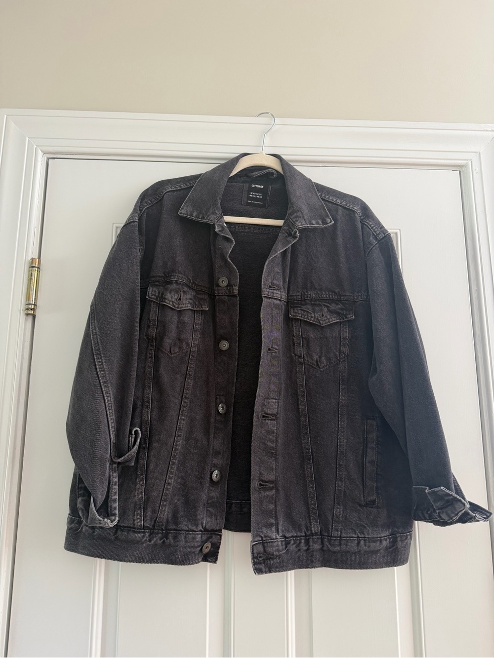 Jean jacket - Picture 2 of 8
